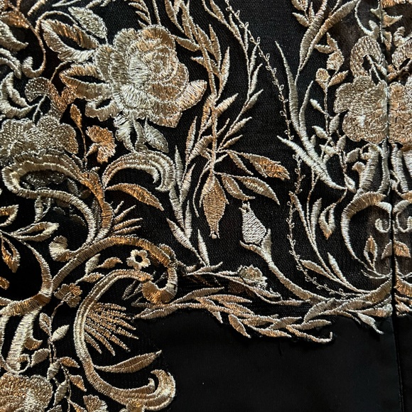 Marchesa Notte Mermaid Black Stretch Crepe and Gold Lace Embroidered Ball Gown 8 - Picture 15 of 16